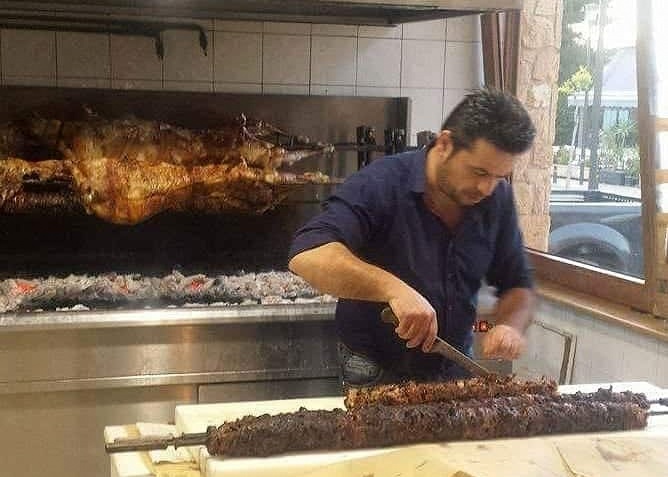 mikoniatiko paradosiako